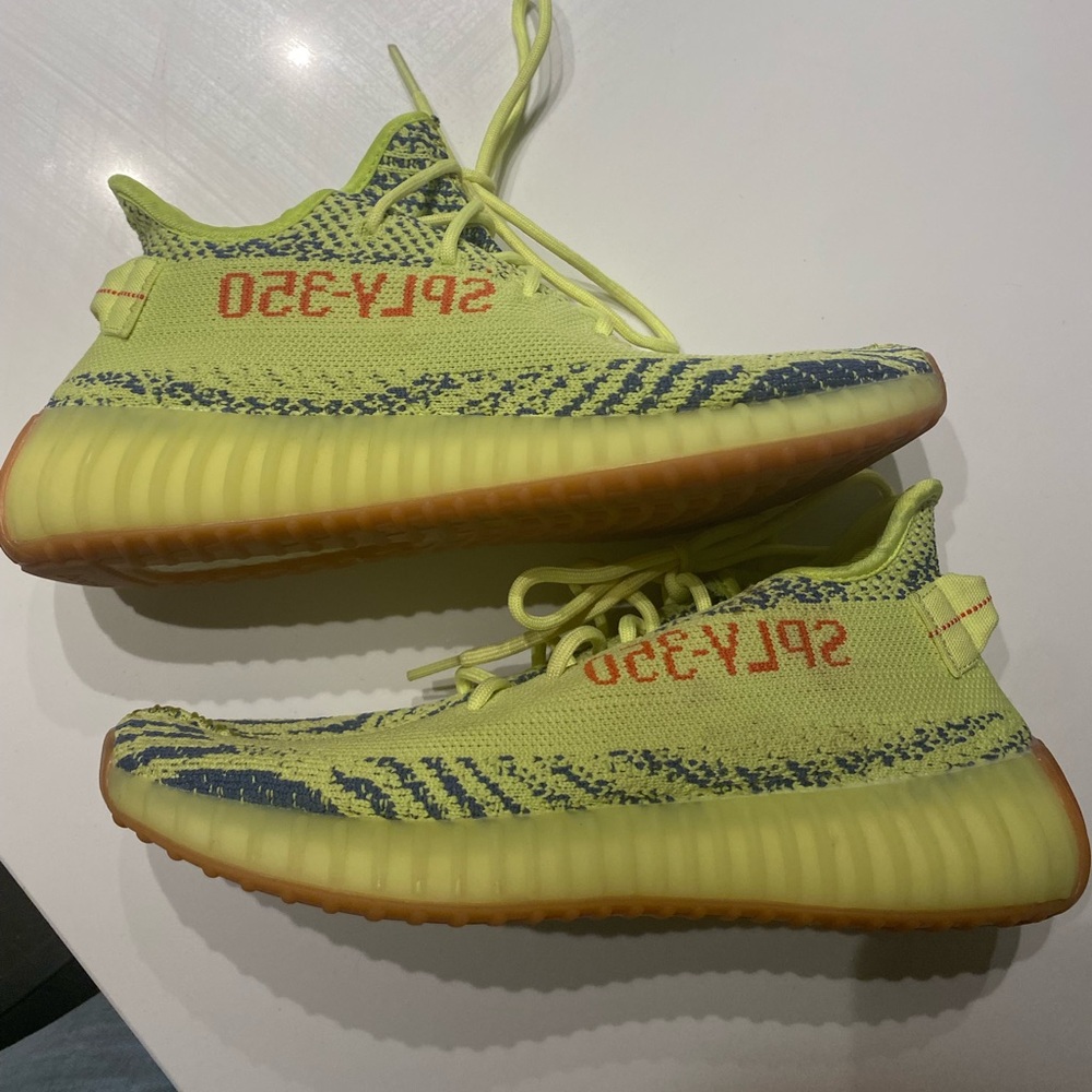 Yeezy boost 350 “semi frozen yellow” size m7.5/W9